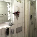 恩格尔酒店 3*