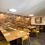 恩格尔酒店