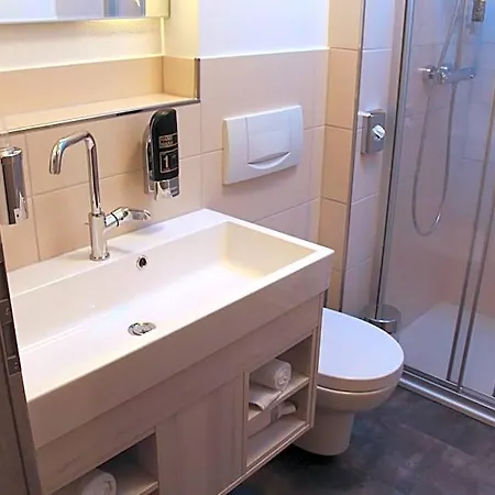 Engel Hotel 3*