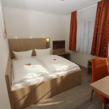 Engel Hotel 3*